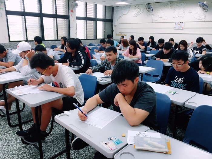 107年5月23日 106-2學期 士林校區國際英檢考試剪影圖片
