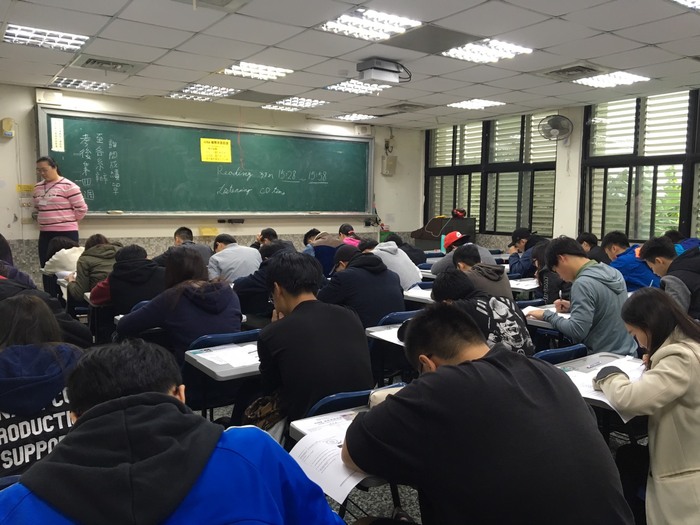 2016年12月12日國際英檢考試剪影圖片