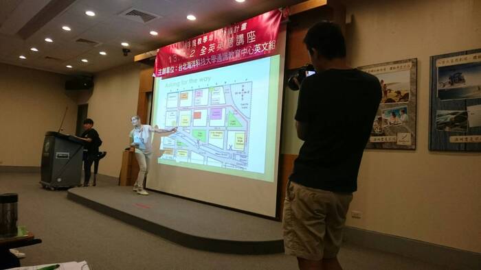 106年度教育部教學增能計畫13.1.2全英英語講座  10月２日活動照片圖片